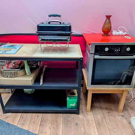 Very Old House Apartmán *