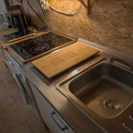 Very Old House Apartmán