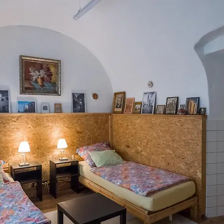 Very Old House Apartmán