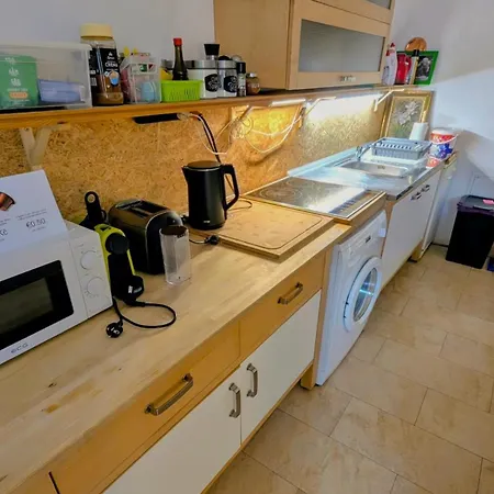 Very Old House Apartmán